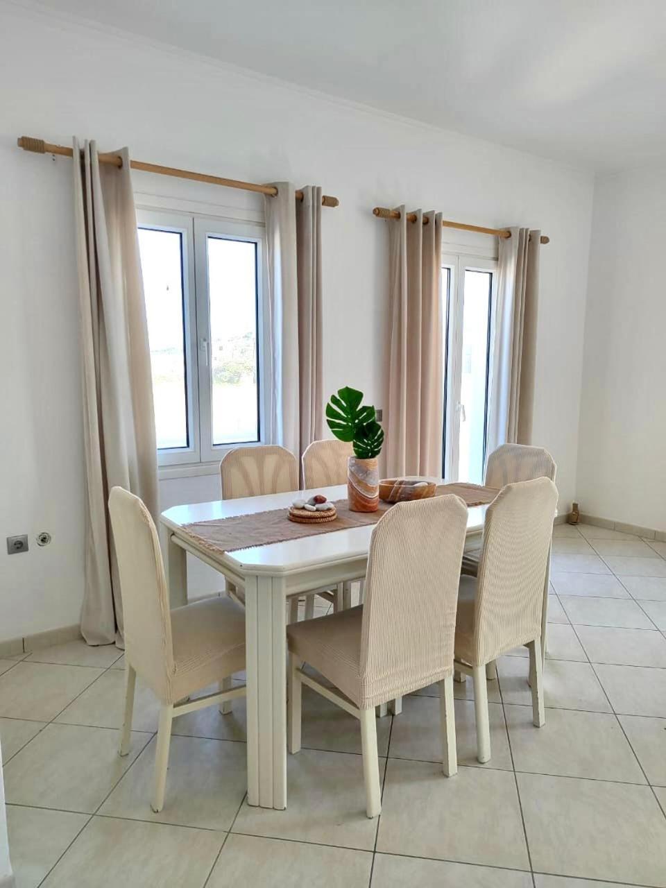 Theasis Apartments Adamantas  Exterior photo